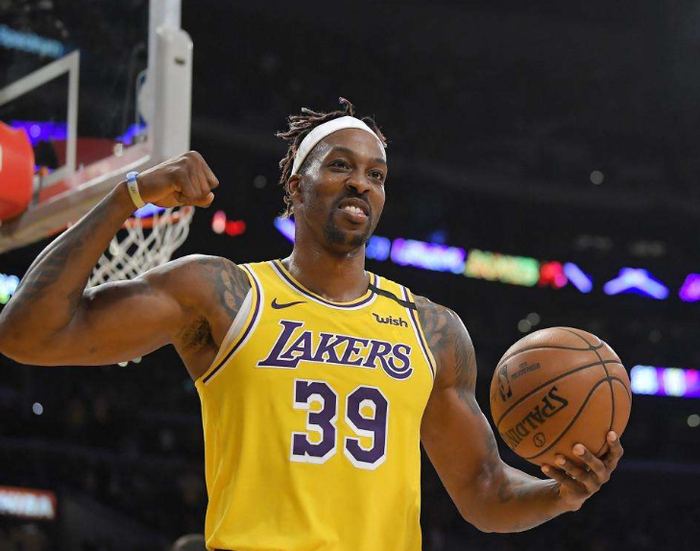 赛后体能课后，阿斯顿维拉迎来里程碑备战荷甲，赛场秩序良好，赛程密集仍需轮换的简单介绍-开云入口