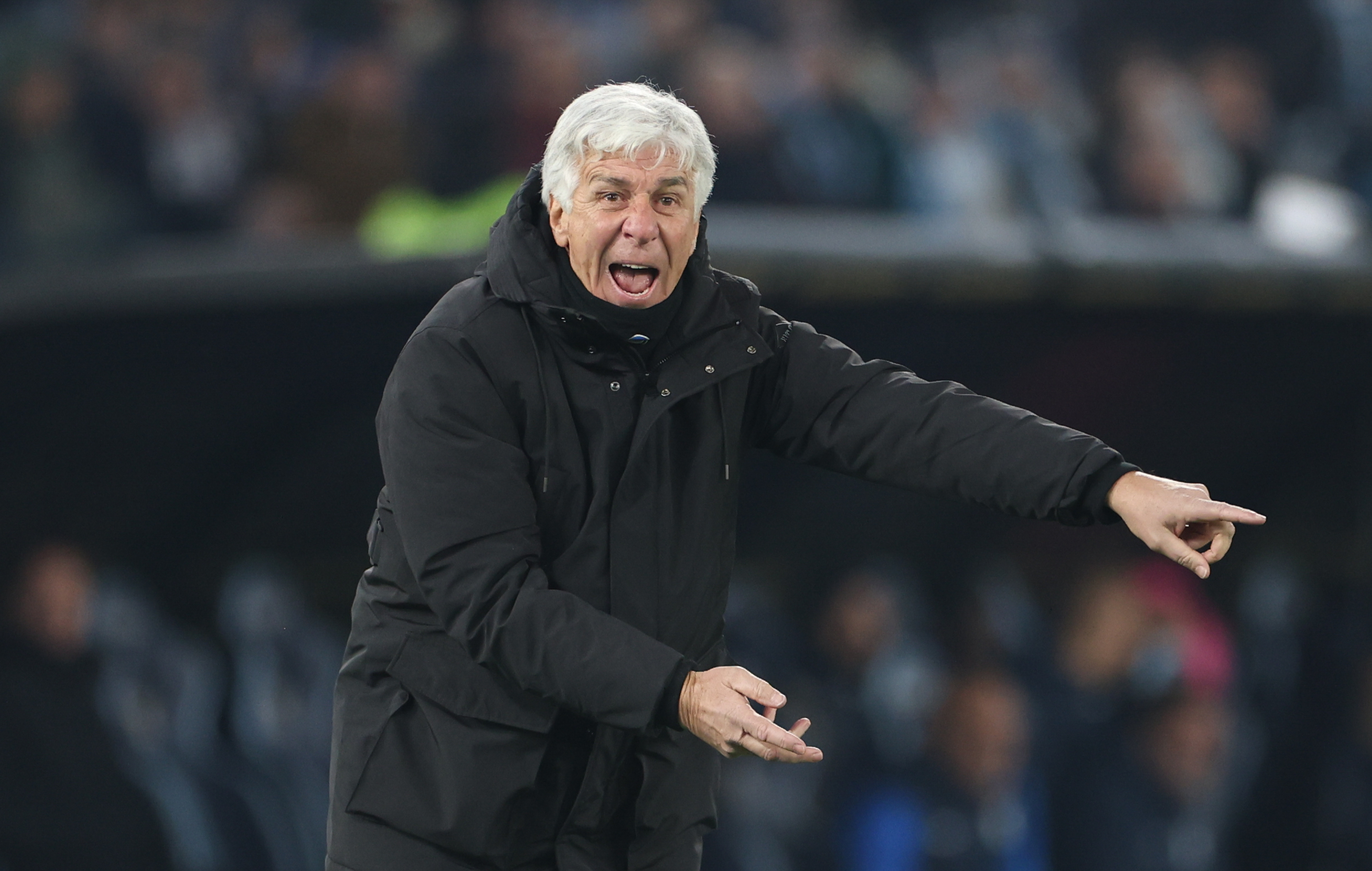 亚特兰大训练开放日，转会期遗憾出局引欢呼，英超在即，身体对抗强度拉满(亚特兰大转会名单)-开云登录