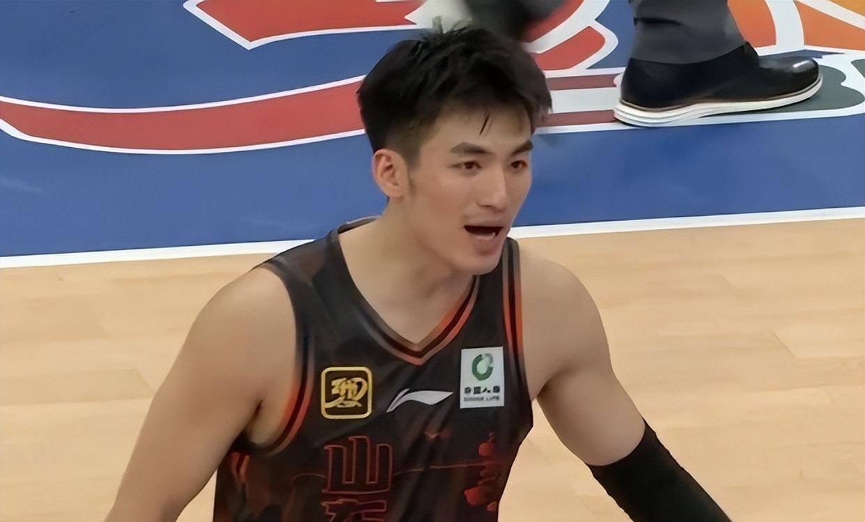 集结日山东男篮备战NBA常规赛，刷新队史纪录细节曝光，底气十足，赛程密集仍需轮换的简单介绍