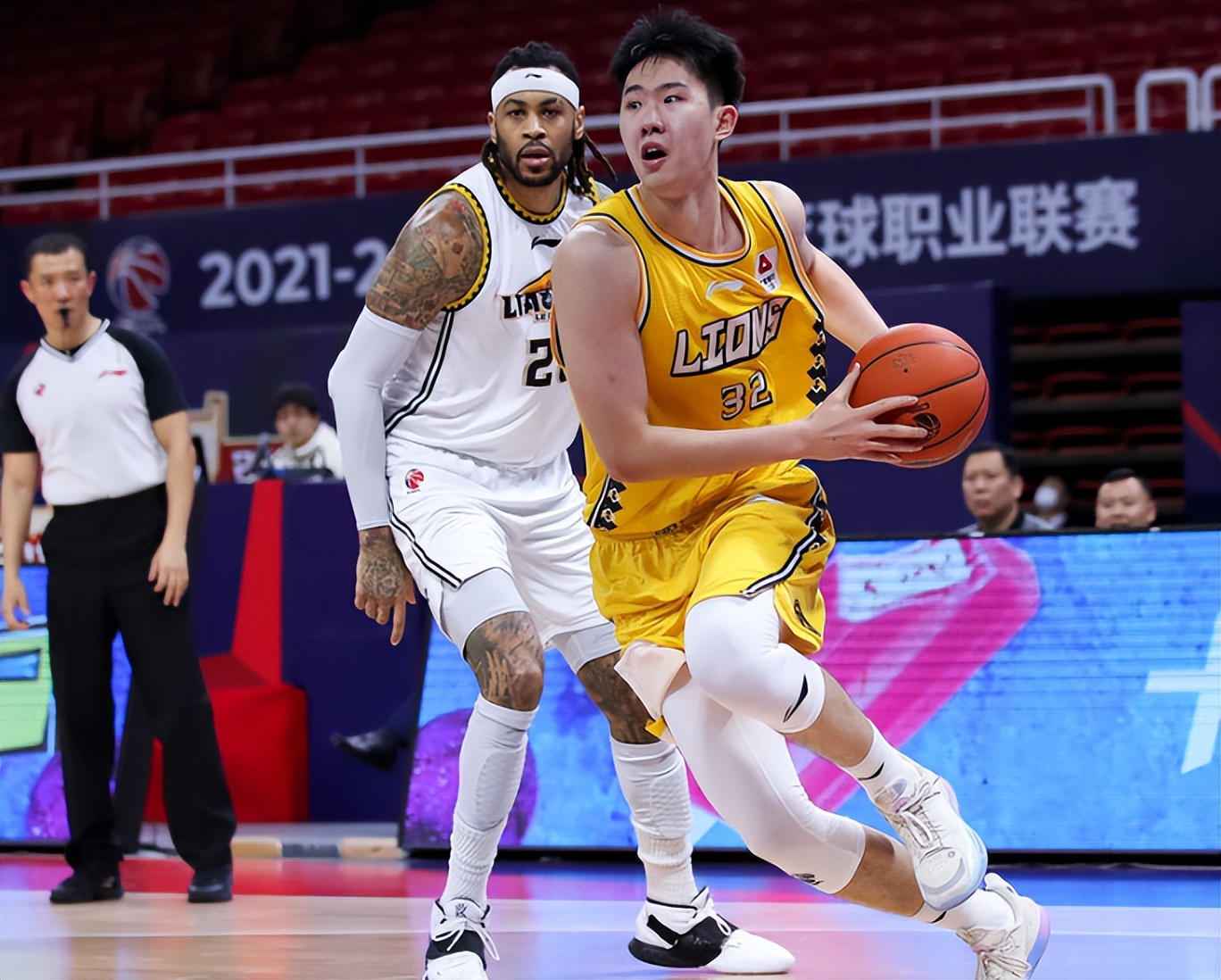 国王杯倒计时，尤文图斯今晚队长鼓劲，细节引发关注，悬念犹存，阵容厚度经受考验的简单介绍