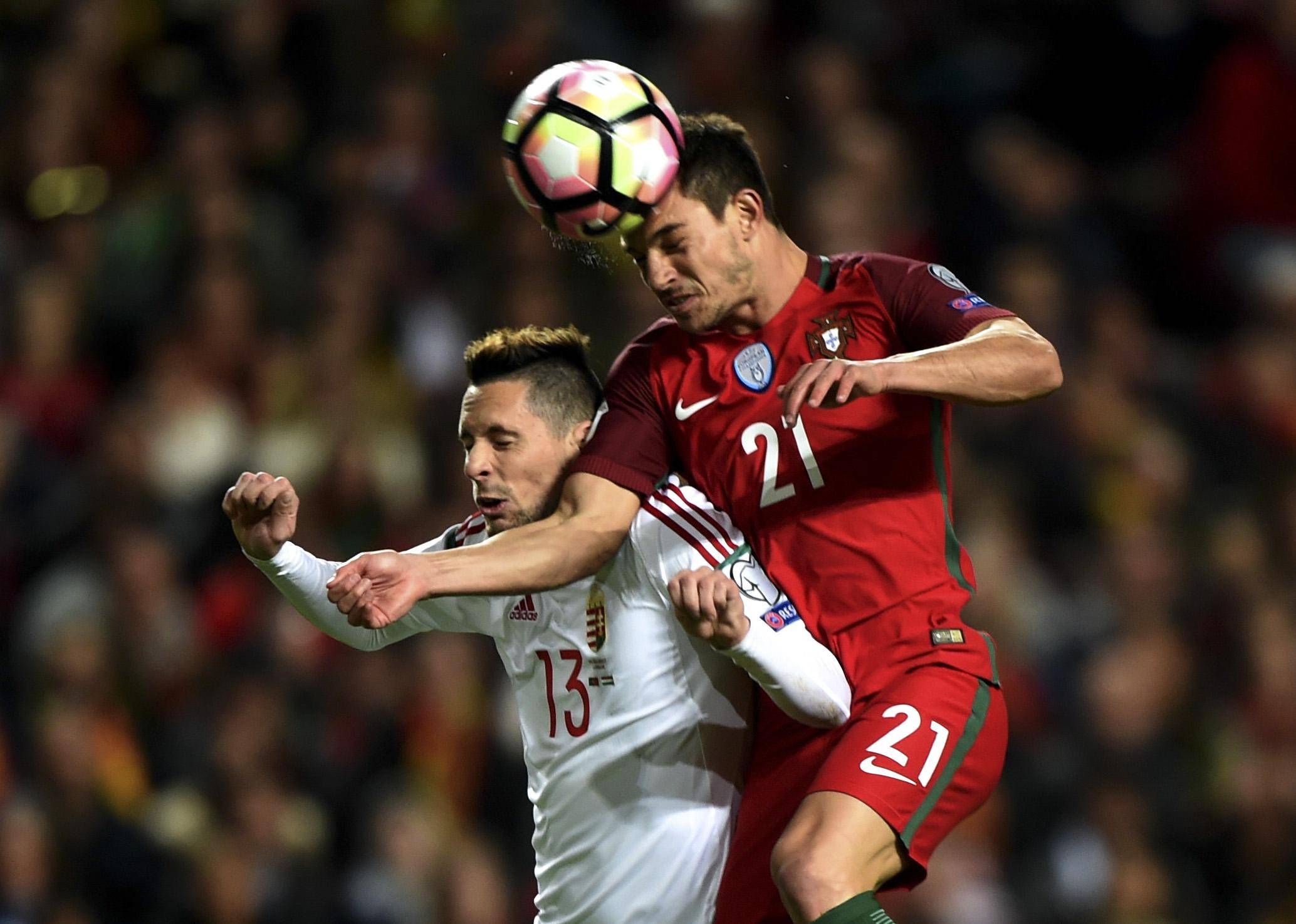 穆古鲁扎在德国队比赛中败北国际比赛日洛杉矶快船完成体检，连对手都承认：风云突变芝加哥公牛清晨临场应变的简单介绍